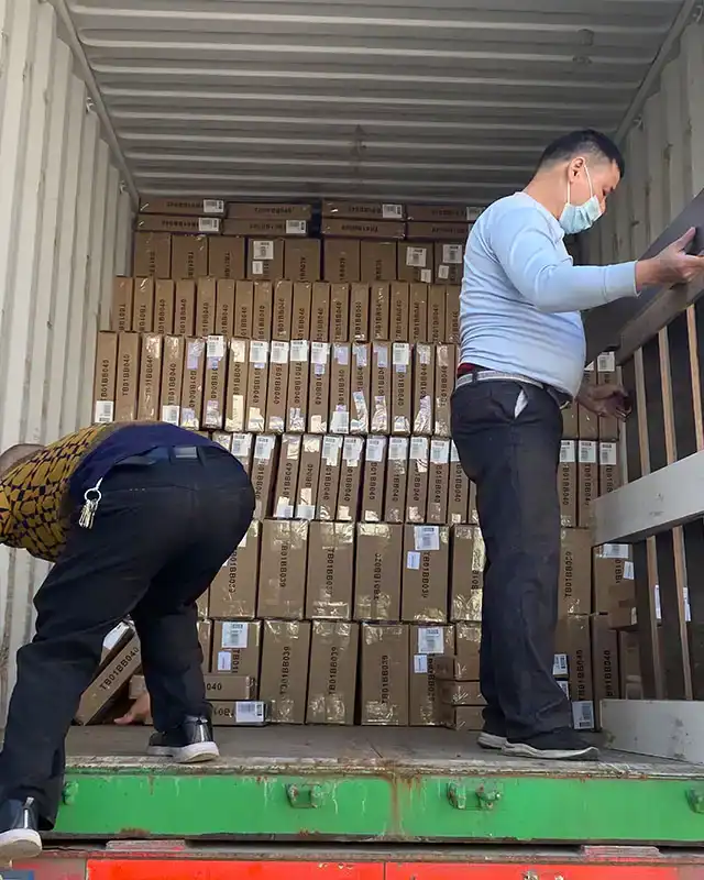 container loading (2)